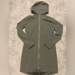 Lululemon Raincoat